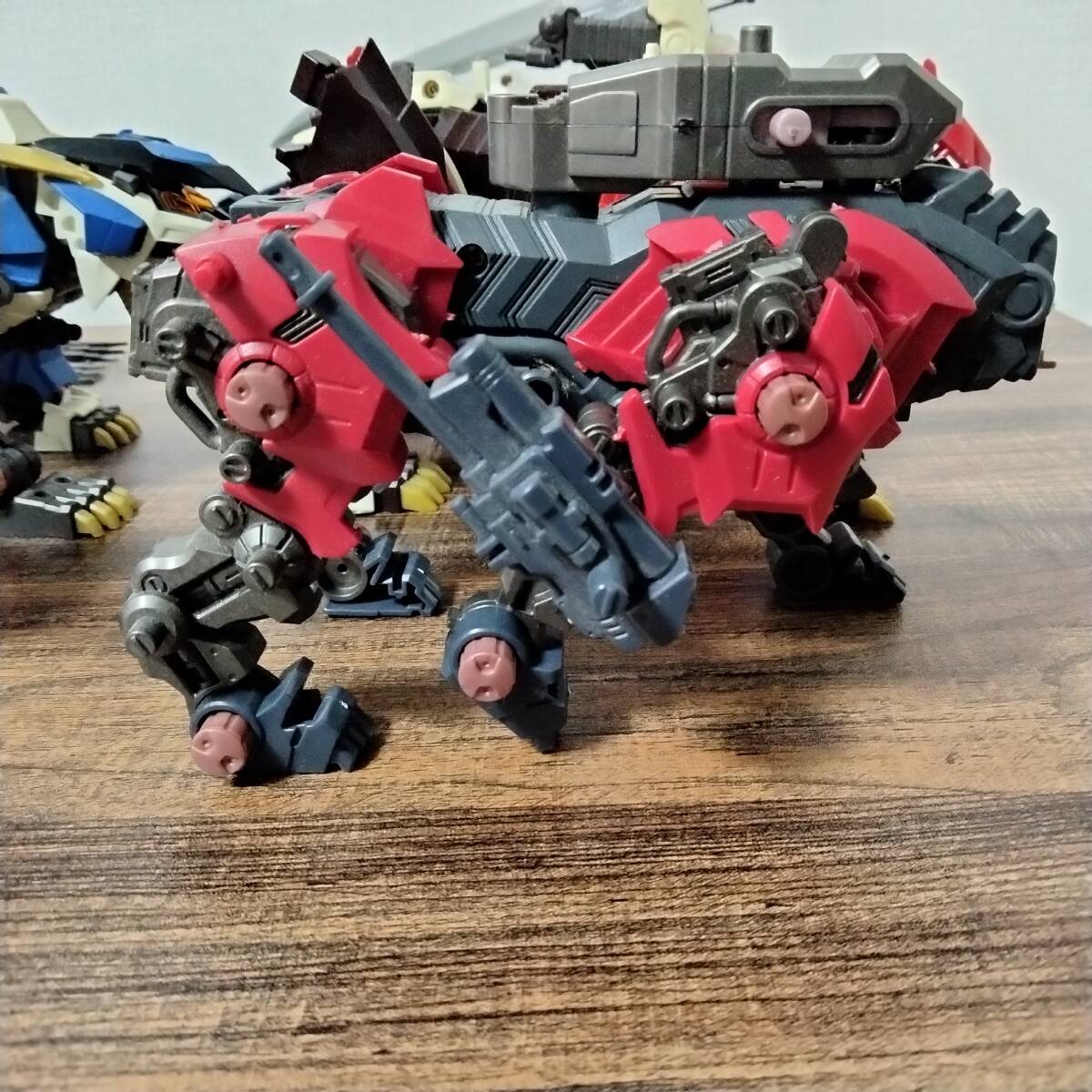 現状品 ジャンク品 ZOIDS TOMY 旧ゾイド アロザウラー ライガージアーサー ムラサメライガー ムゲンライガー ソードウルフ 他まとめ O11_画像3