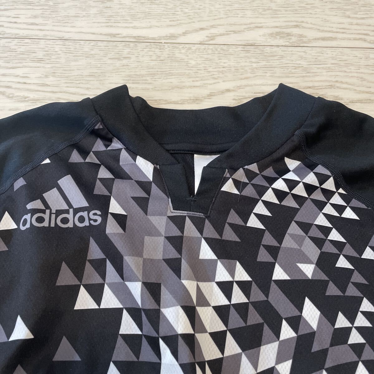 adidas アディダス 半袖ランニングシャツ サイズL_画像3