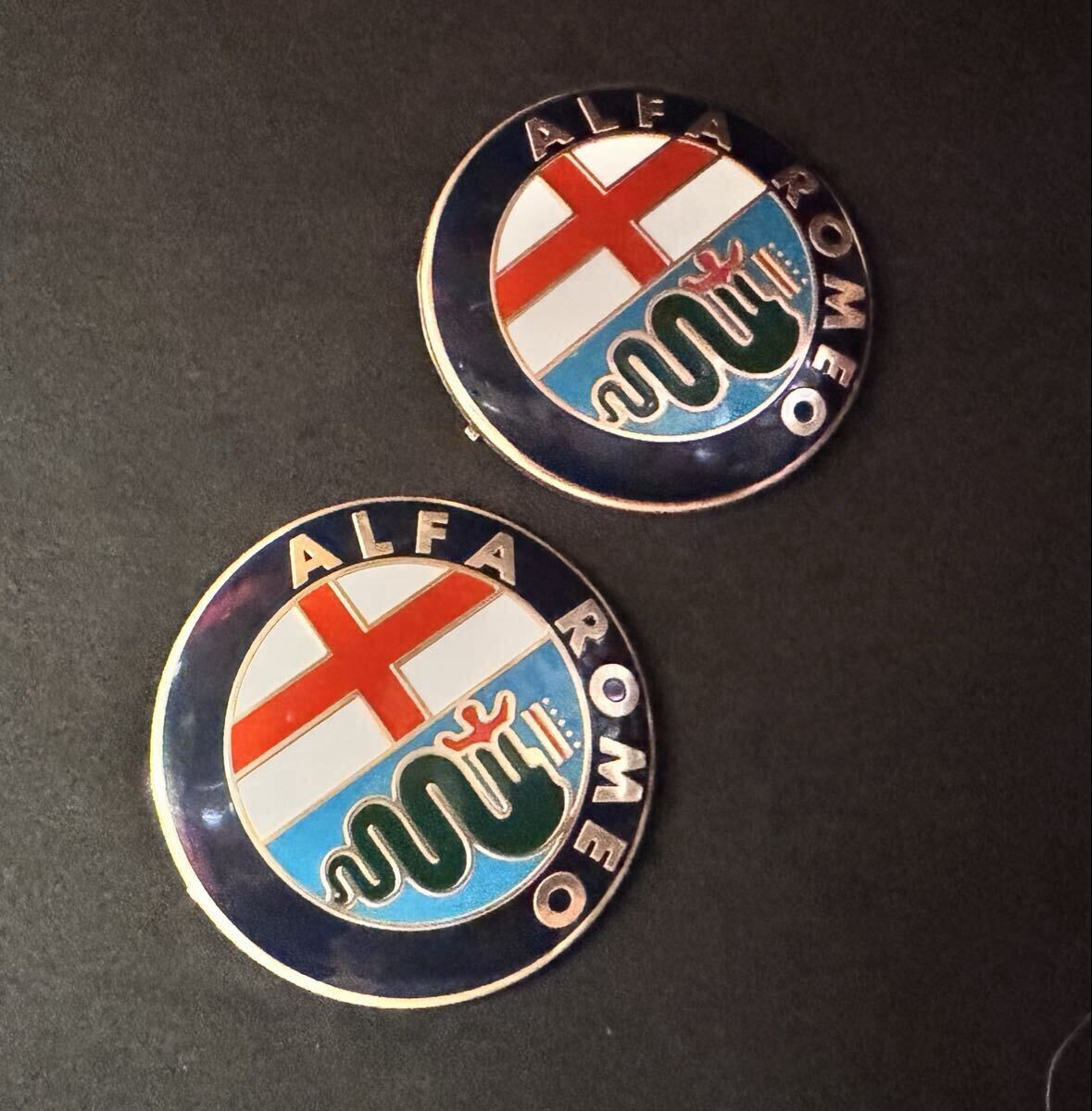 ★ Alfa Romeo アルファロメオ フロント/リアエンブレム ゴールド旧ロゴ 74mm 2個セット アルミ製 ★_画像3