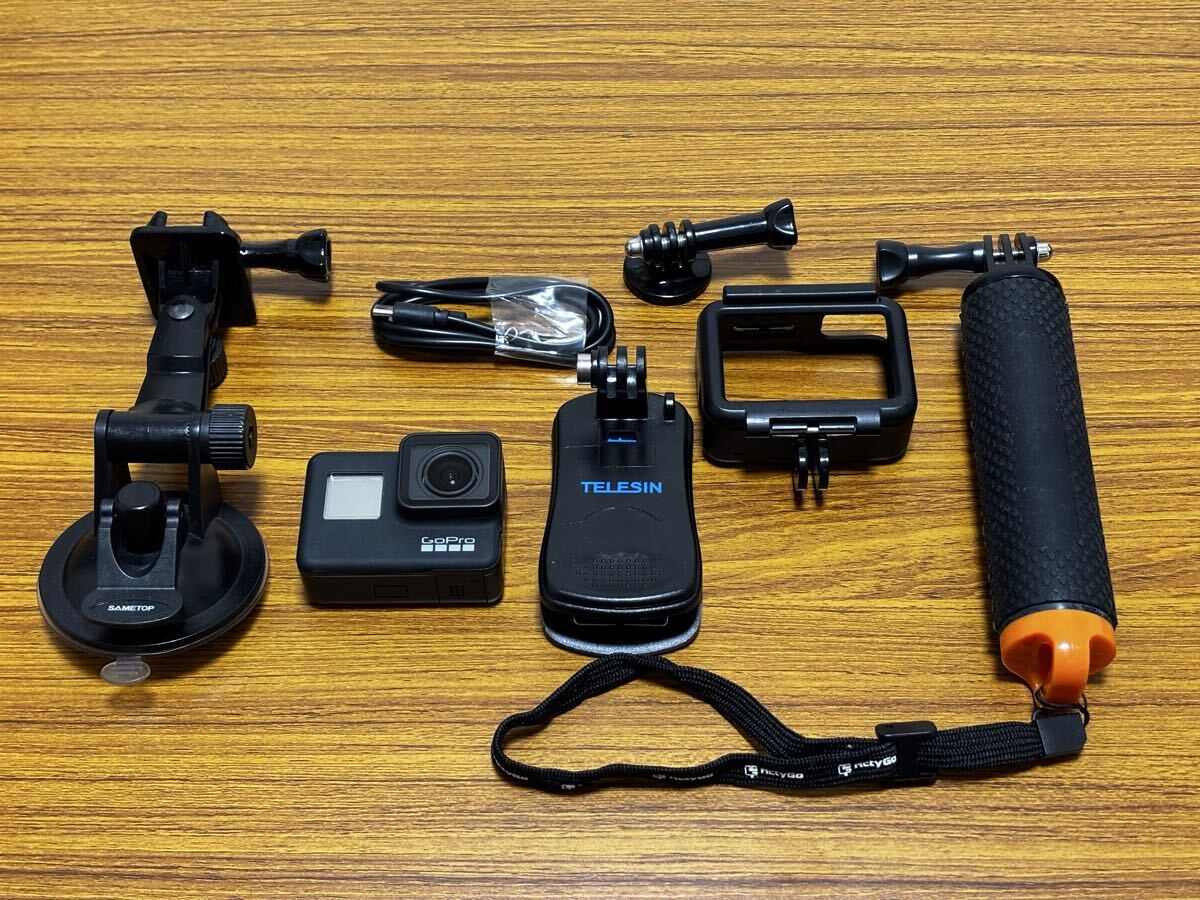 アクセサリー付き GoPro HERO7 Black CHDHX-701-FW_画像1