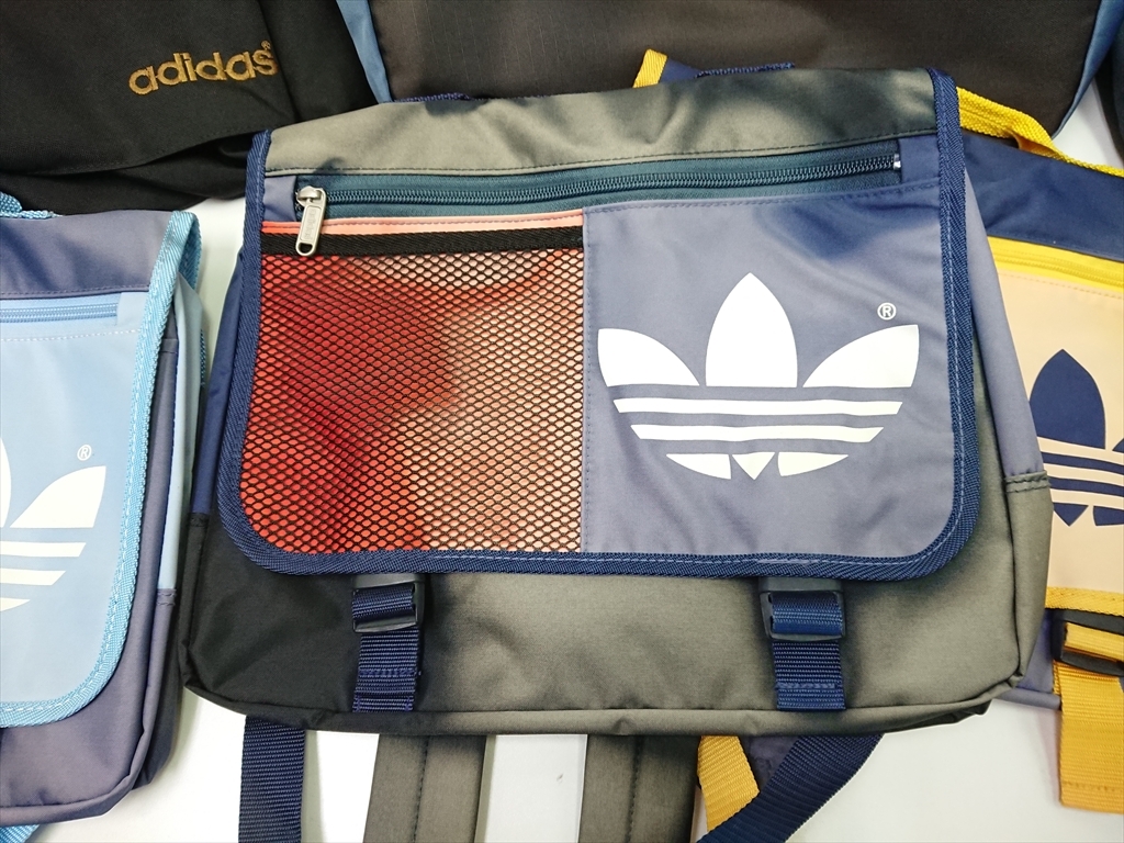 N-2787[11-21]* спорт магазин наличие adidas Adidas рюкзак сумка на плечо 7 пункт Vintage не использовался товары долгосрочного хранения 9/17