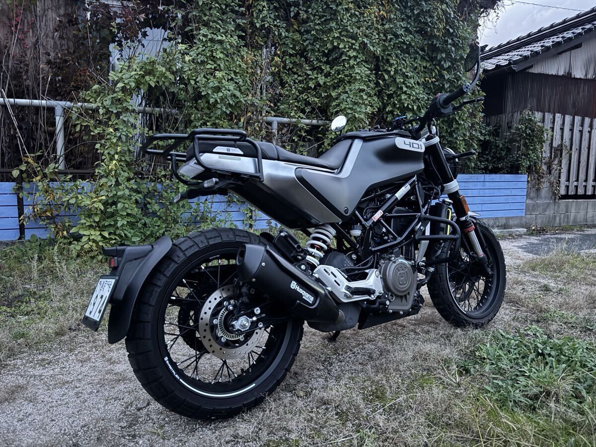 ハスクバーナ スヴァルトピレン　401 後期　クイックシフター付き_画像2