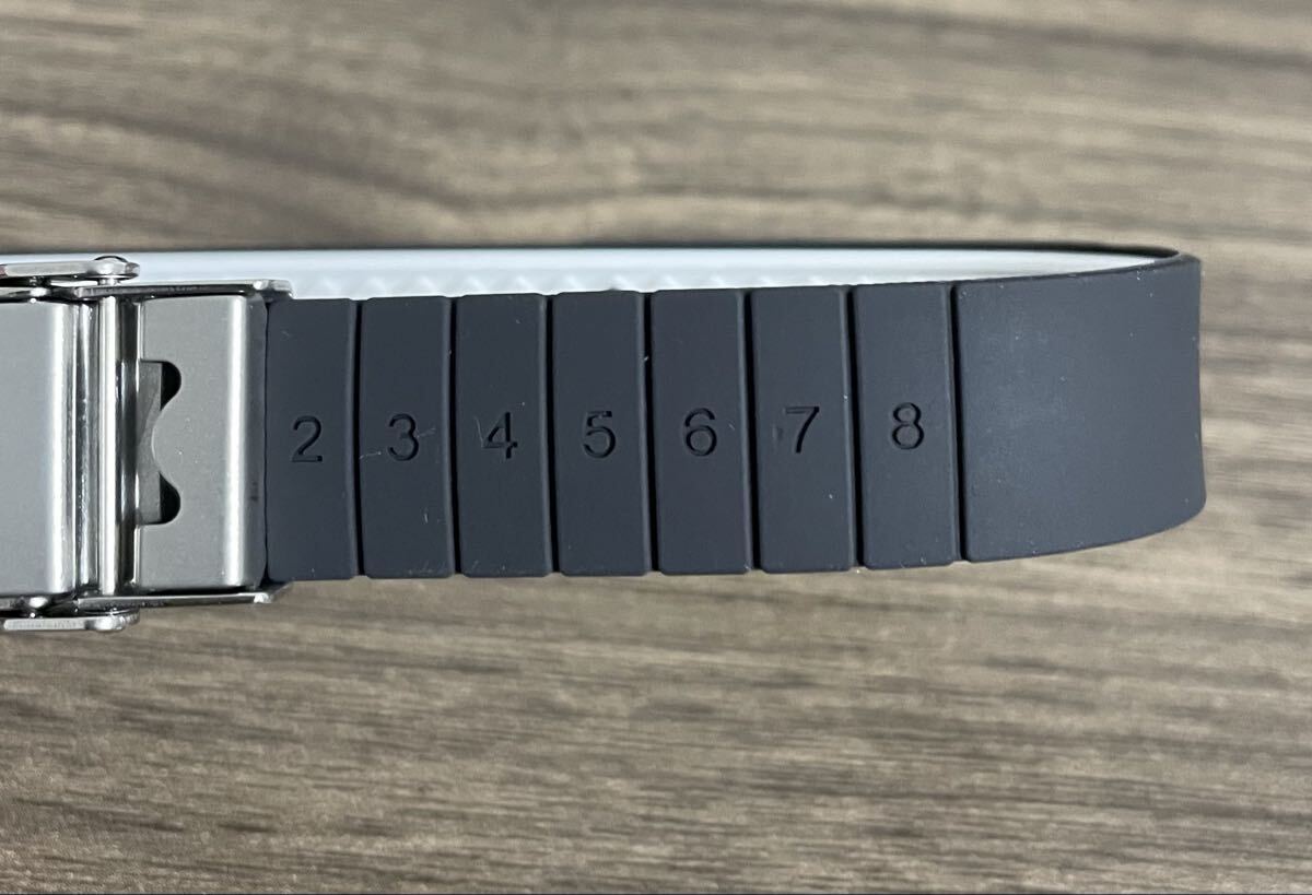 colantotte コラントッテ 磁気ブレスレット ループ QUON バーチホワイト サイズ調整可能_画像8