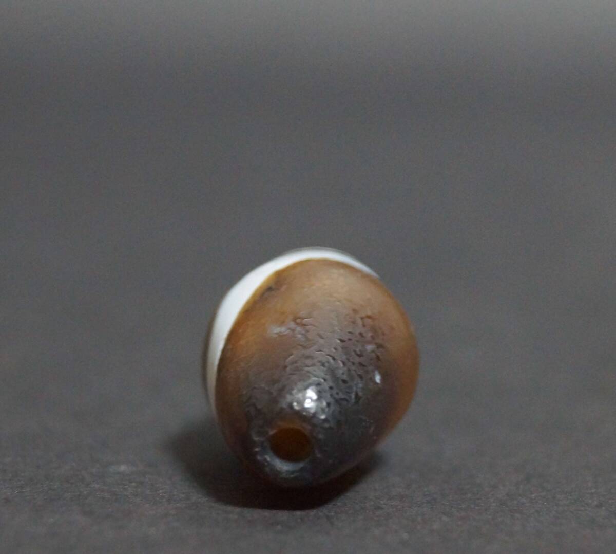 [.] Old chi спальное место menou.. netsuke .. шар a торцевая дверь .. предмет Dzi бисер декортивный элемент диаметр 1.6cm длина 2.9cm* времена предмет *s71114