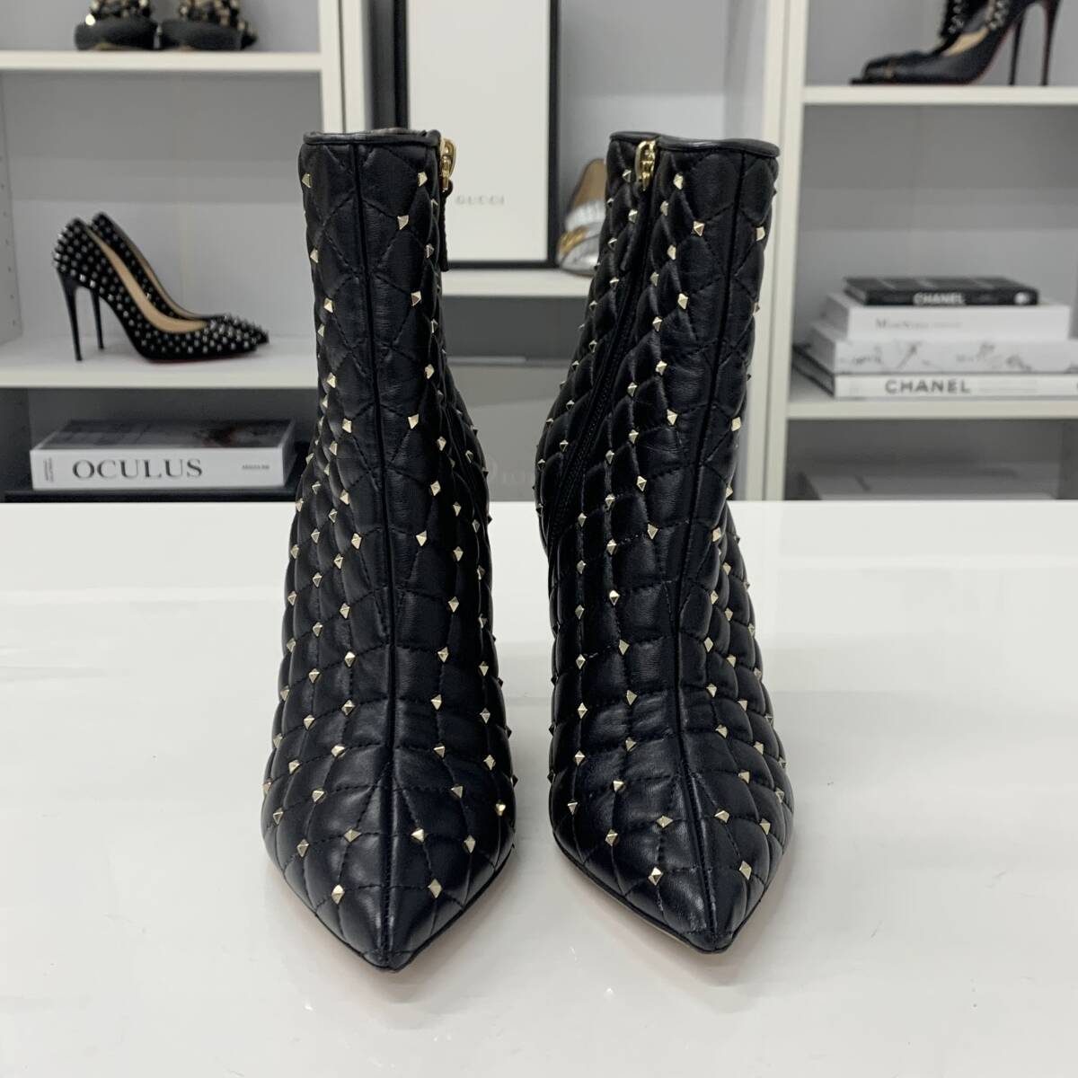 2267 ヴァレンティノ ロックスタッズ レザー ショートブーツ ブラック_画像4