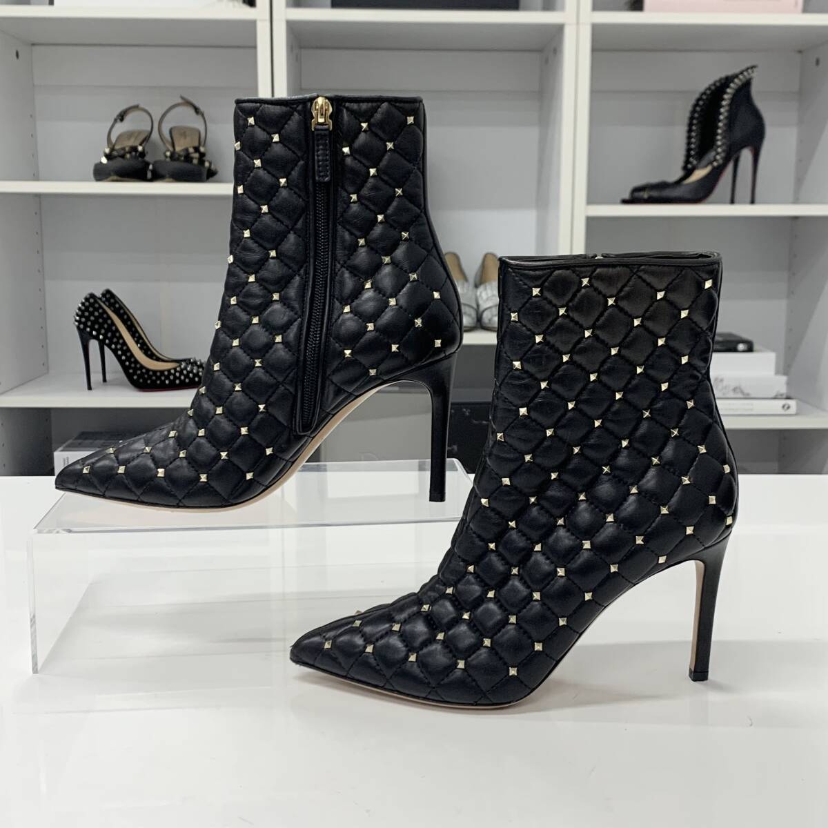 2267 ヴァレンティノ ロックスタッズ レザー ショートブーツ ブラック_画像2