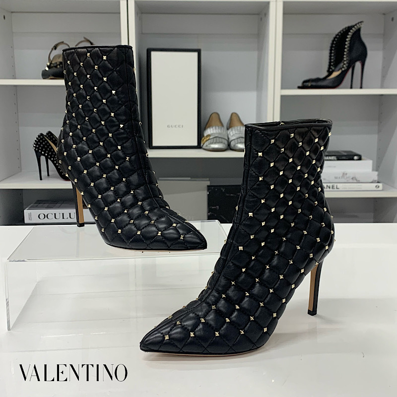 2267 ヴァレンティノ ロックスタッズ レザー ショートブーツ ブラック_画像1