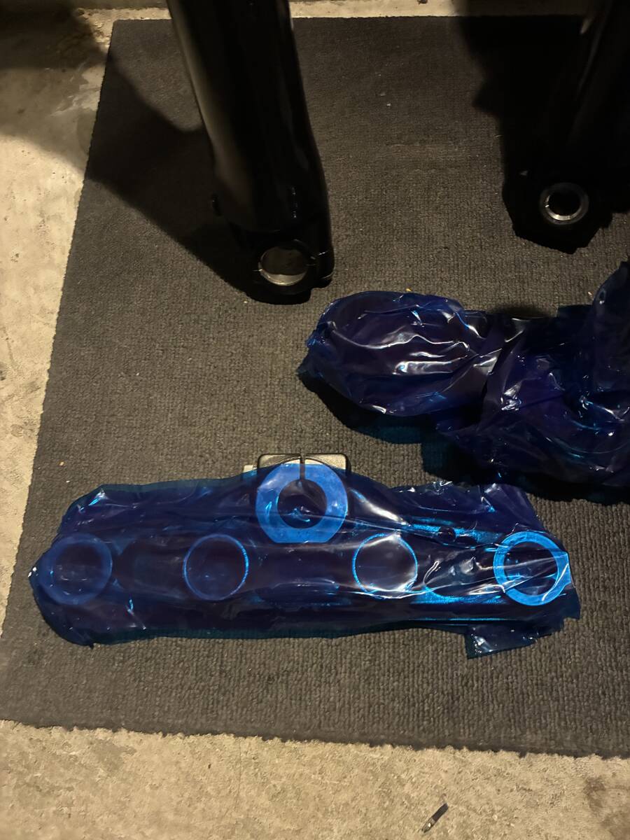 ハーレーダビットソン ソフテイル フロントフォーク+トップ_画像3