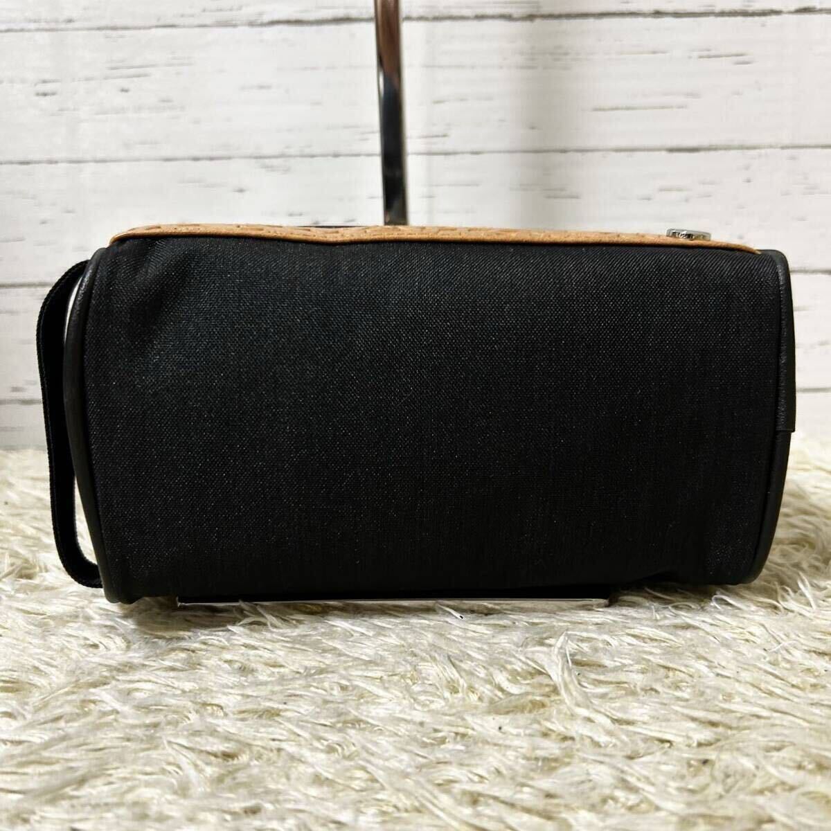 [ новый товар не использовался ]1 иен BVLGARY BVLGARI ручная сумочка сцепление Circle Logo кожа парусина работа ходить на работу бизнес модный высококлассный черный 