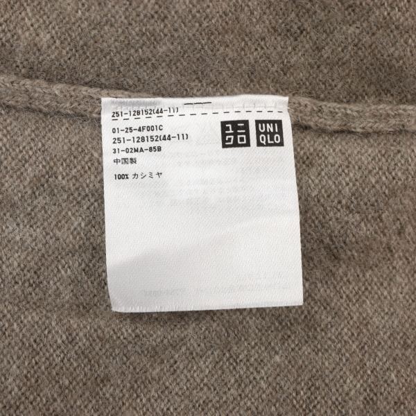 ☆ユニクロ　カシミヤ100%セーター４枚組　KHAKI他_画像3