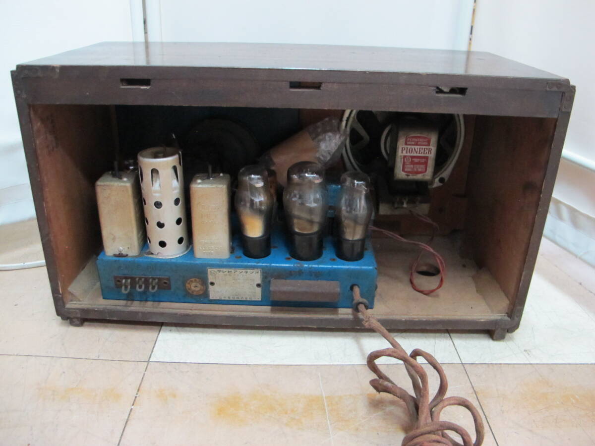 T11-133 YAMANAKA(山中電機) 真空管ラジオ 【 TELEVIAN SUPERHET / テレビアン 6S-402P 】 昭和レトロ アンティーク ヴィンテージ_画像6