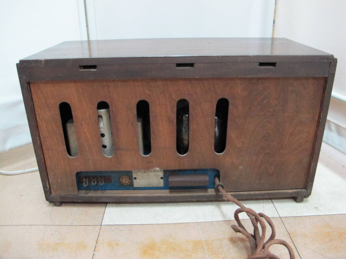 T11-133 YAMANAKA(山中電機) 真空管ラジオ 【 TELEVIAN SUPERHET / テレビアン 6S-402P 】 昭和レトロ アンティーク ヴィンテージ_画像3