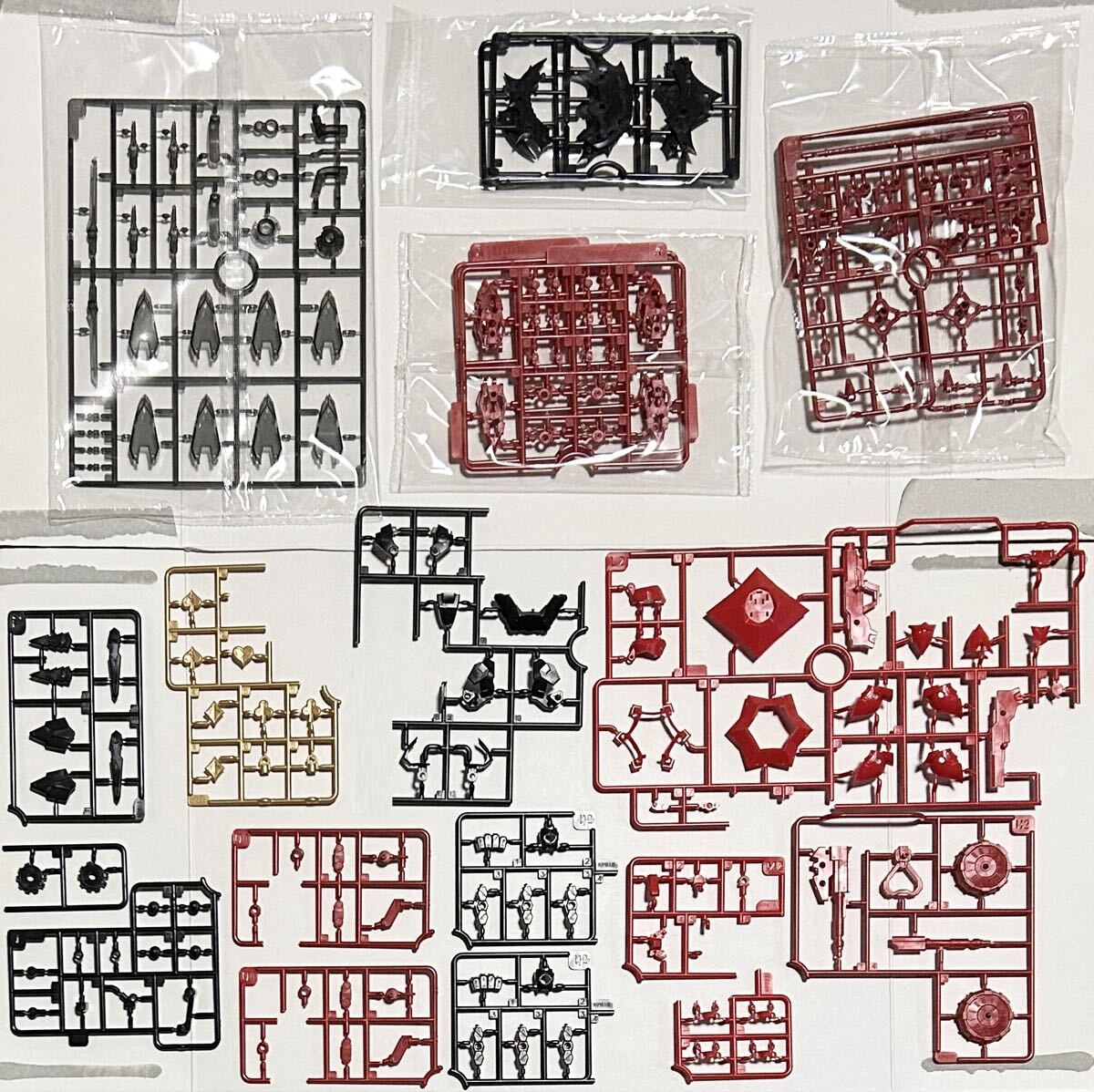 【未組立】メガミデバイス Chaos & Pretty クイーン・オブ・ハート 武装パーツのみ_画像1