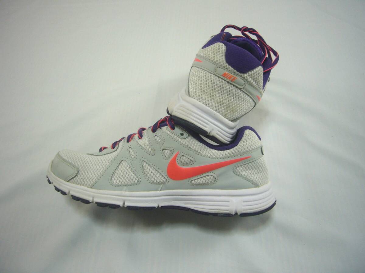 ナイキ・ランニングシューズ・REVOLUTION2 ・24.5cm_画像1