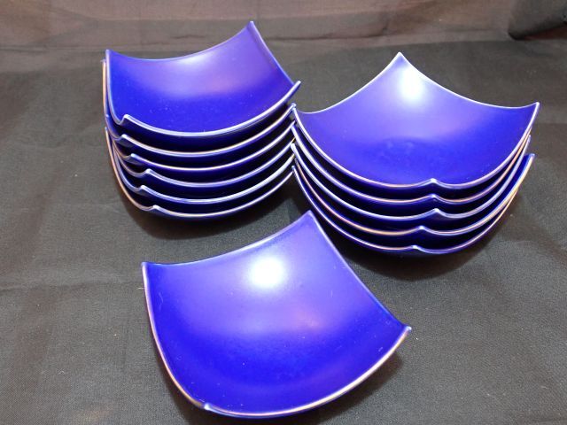 . камень инструмент голубой 4 угол маленькая тарелка 12 листов совместно б/у товар мир тарелка в западном стиле . камень инструмент голубой 4 угол маленькая тарелка 12 листов совместно б/у товар мир тарелка в западном стиле