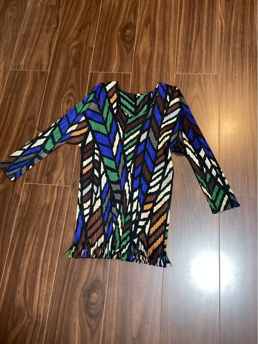 ISEEY MIYAKEイッセイミヤケ・preats prease・プリーツプリーズ・青系・トップス_画像1