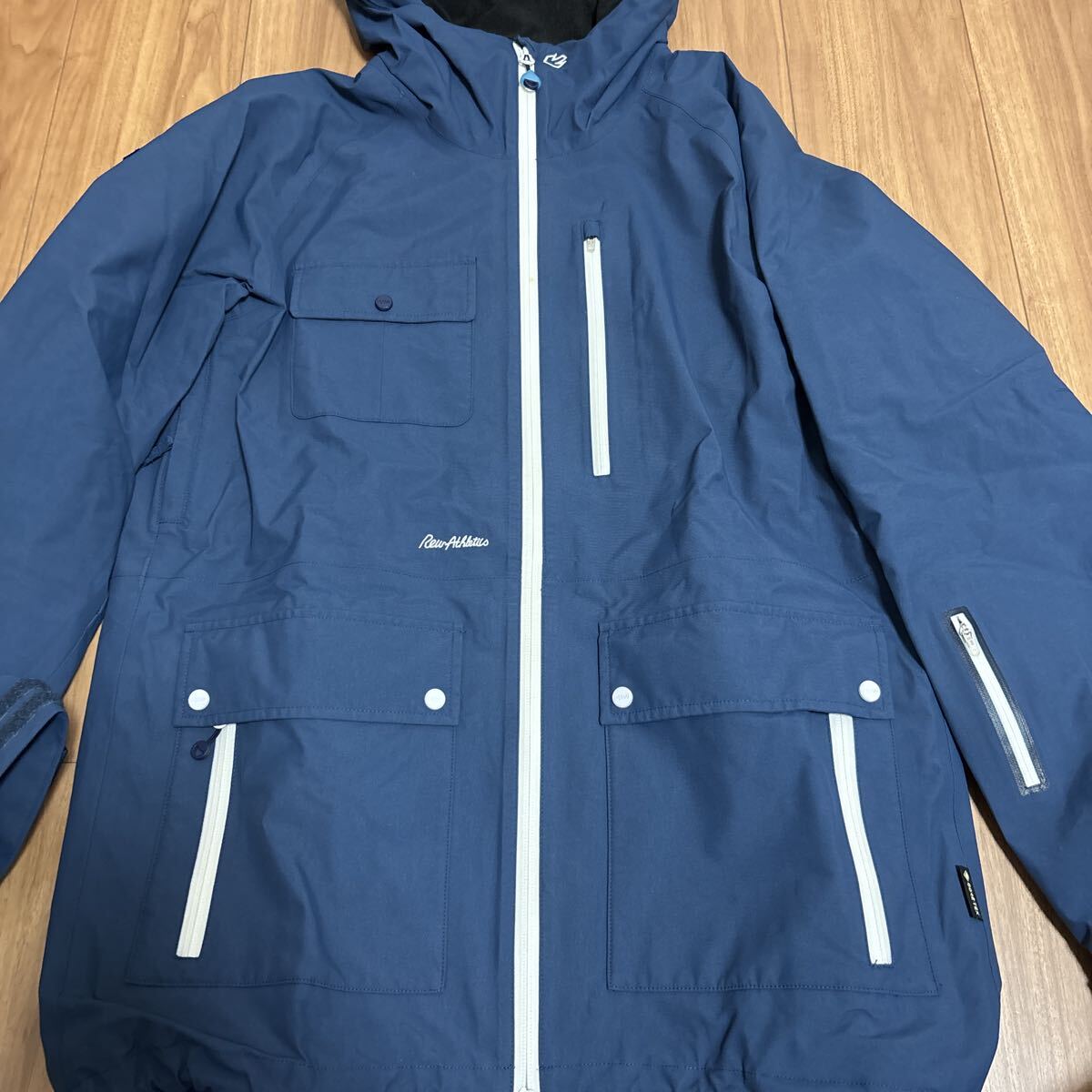 REWウェア Mサイズ ゴアテックス　スノーボードウェア　ネイビー_画像6