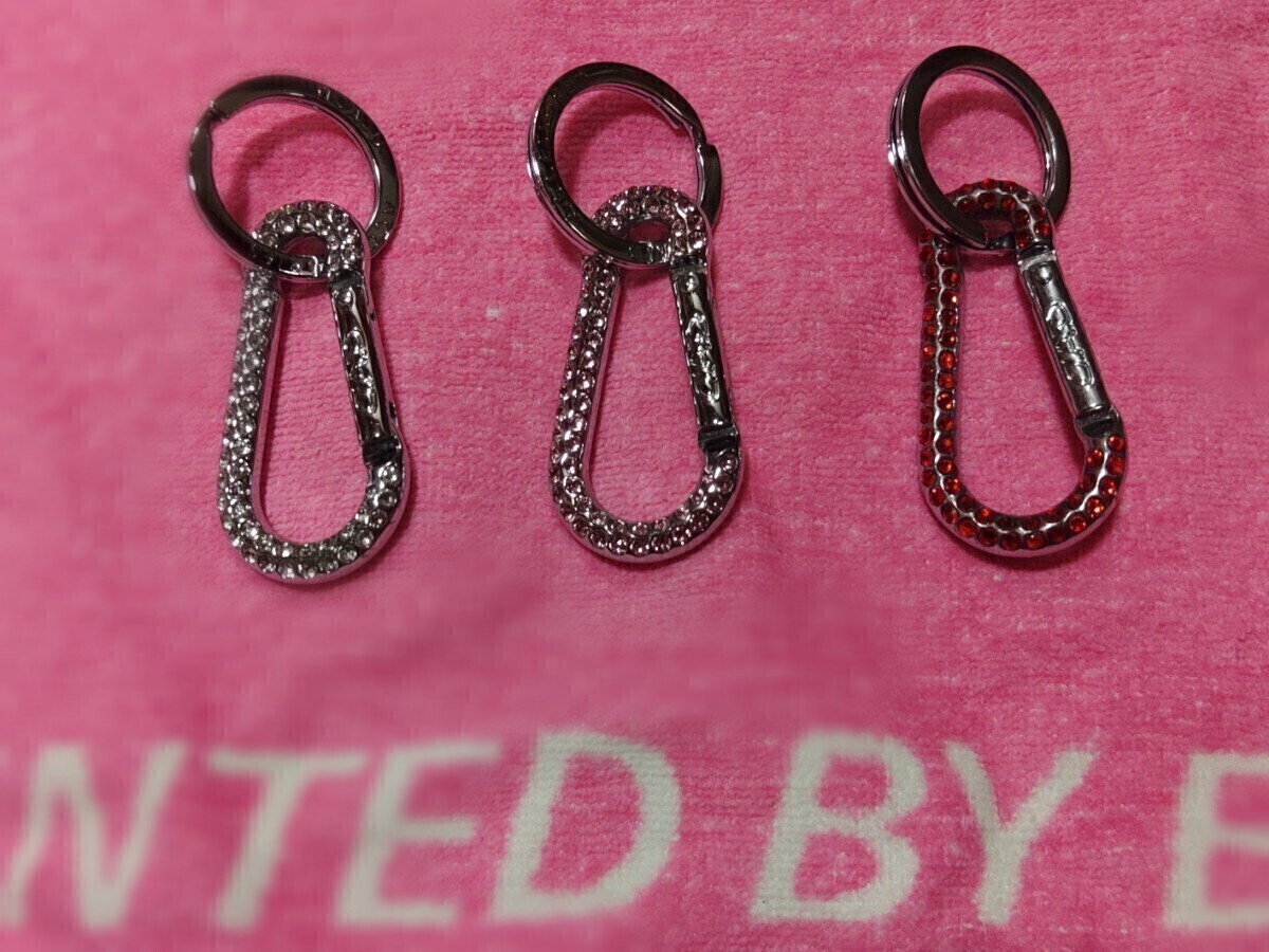 ☆完売終了品 DAD ギャルソン クリスタル カラビナ キーリング クリスタル ライトローズ フューシャ 3個☆_画像1