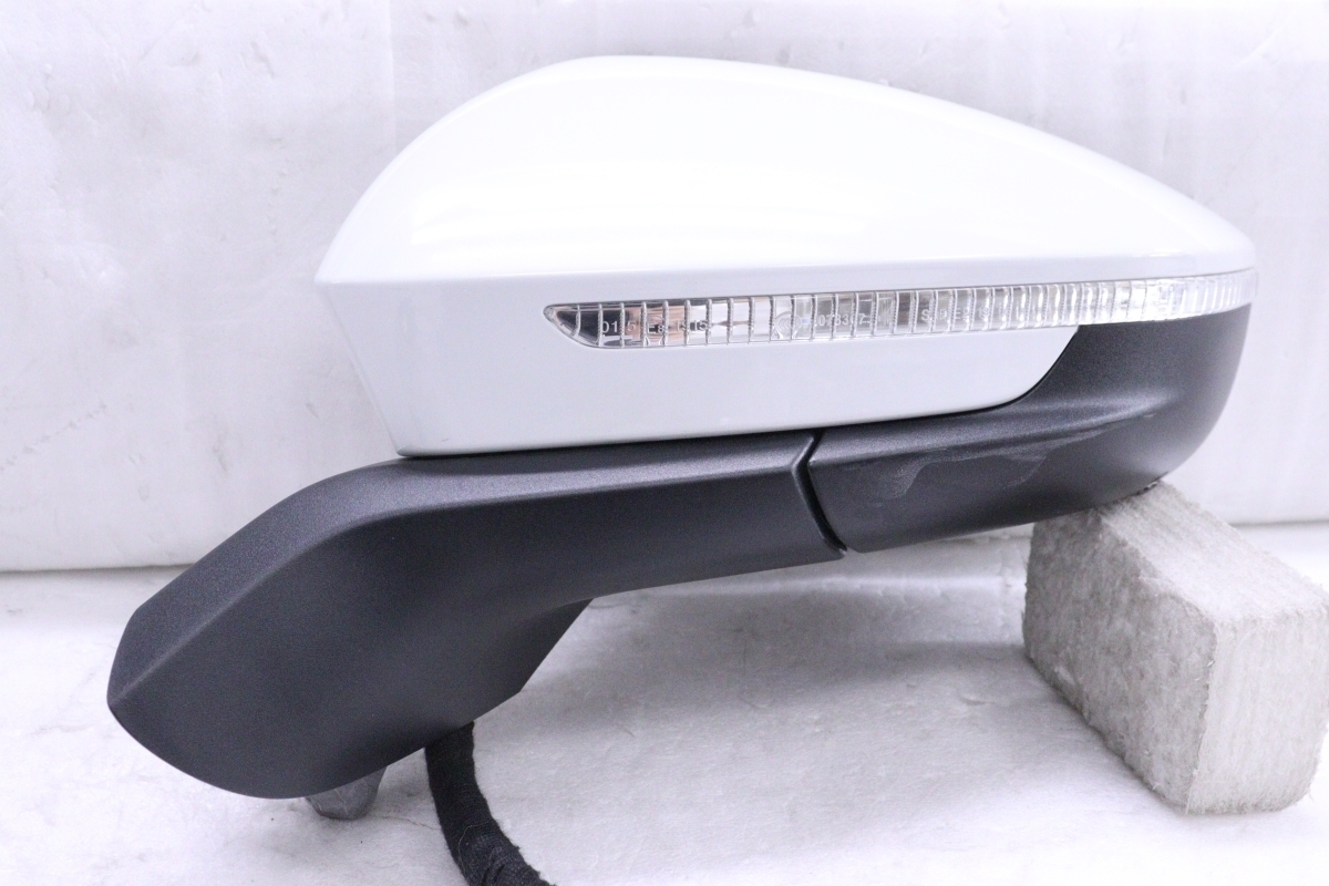 50-2733★12P+6P E21 ID.4 左ドアミラー 11C-857-507-AB-9B9 ホワイトパール 純正★フォルクスワーゲン (YM)_画像1