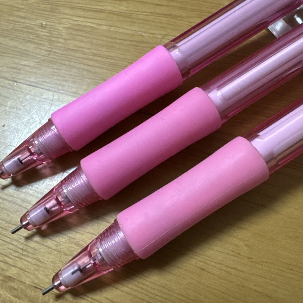 新品 廃盤 MITSUBISHI 三菱鉛筆 uni ユニ SHARAKU シャ楽 0.4mm シャーペン M4-104 3本セット ピンク パイプスライド式 vintage 昭和レトロ_画像3
