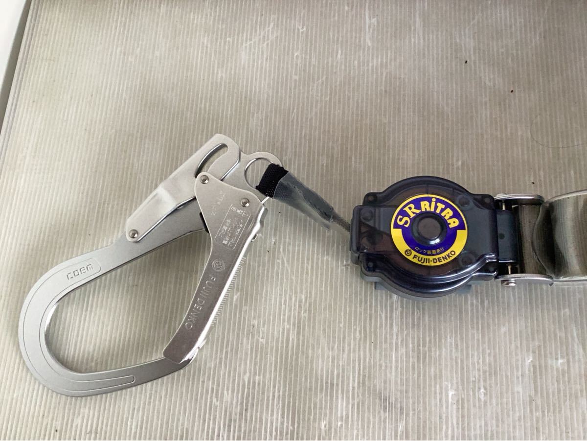 【K0914】 ミドリ安全 フルハーネス 墜落制止用器具 藤井電工 メッシュハーネス MHF-790-TR-M 取扱説明書付き　箱入り未使用_画像3