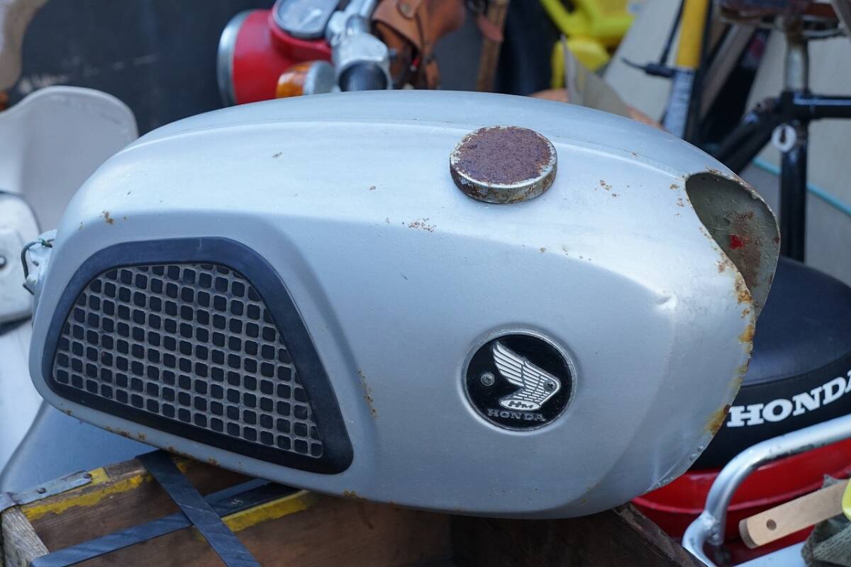【ビンテージ・バイク用品】HONDA ホンダ CL90 燃料タンク ガソリン タンク 現状品 ①_画像2