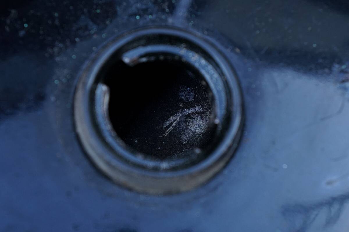 【ビンテージ・バイク用品】ブリヂストン？ ヤマハ？ 燃料タンク ガソリン タンク 現状品_画像4