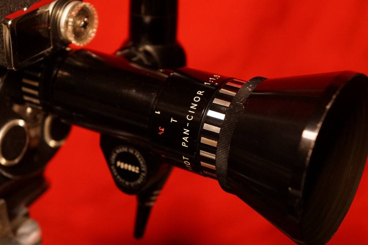 【ビンテージ・フィルムカメラ】PAILLARD BOLEX D8L? パイヤール ボレックス PAN CINOR 8-40mm f:1.9 シャッター動作確認済_画像3