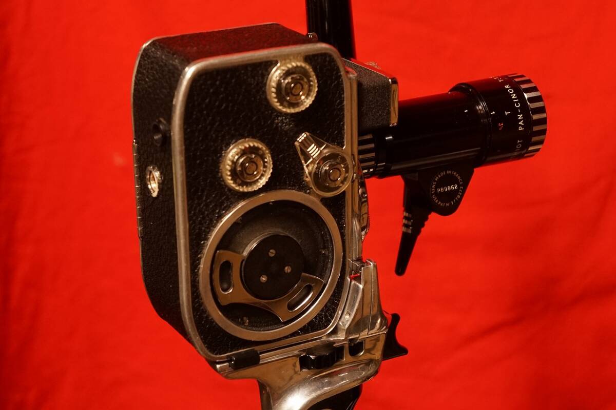 【ビンテージ・フィルムカメラ】PAILLARD BOLEX D8L? パイヤール ボレックス PAN CINOR 8-40mm f:1.9 シャッター動作確認済_画像7