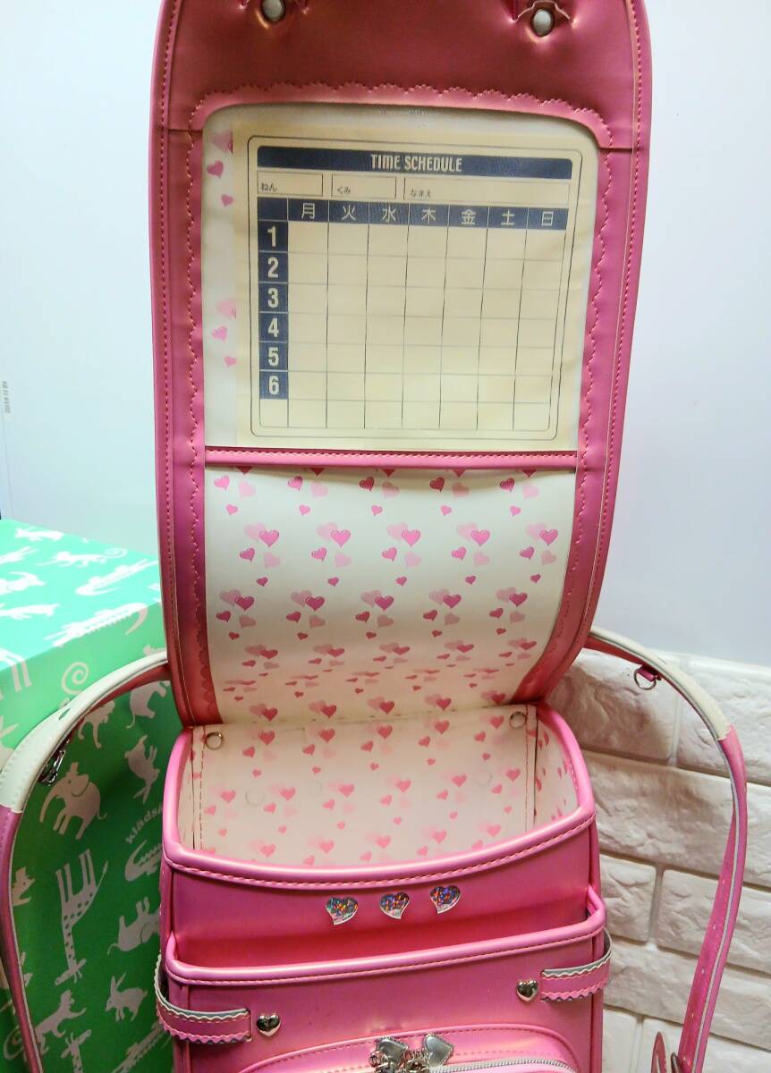 n511 ≪ 美品 ≫ ランドセル A4対応 (メタルピンク) ハート/刺繍 日本製_画像9