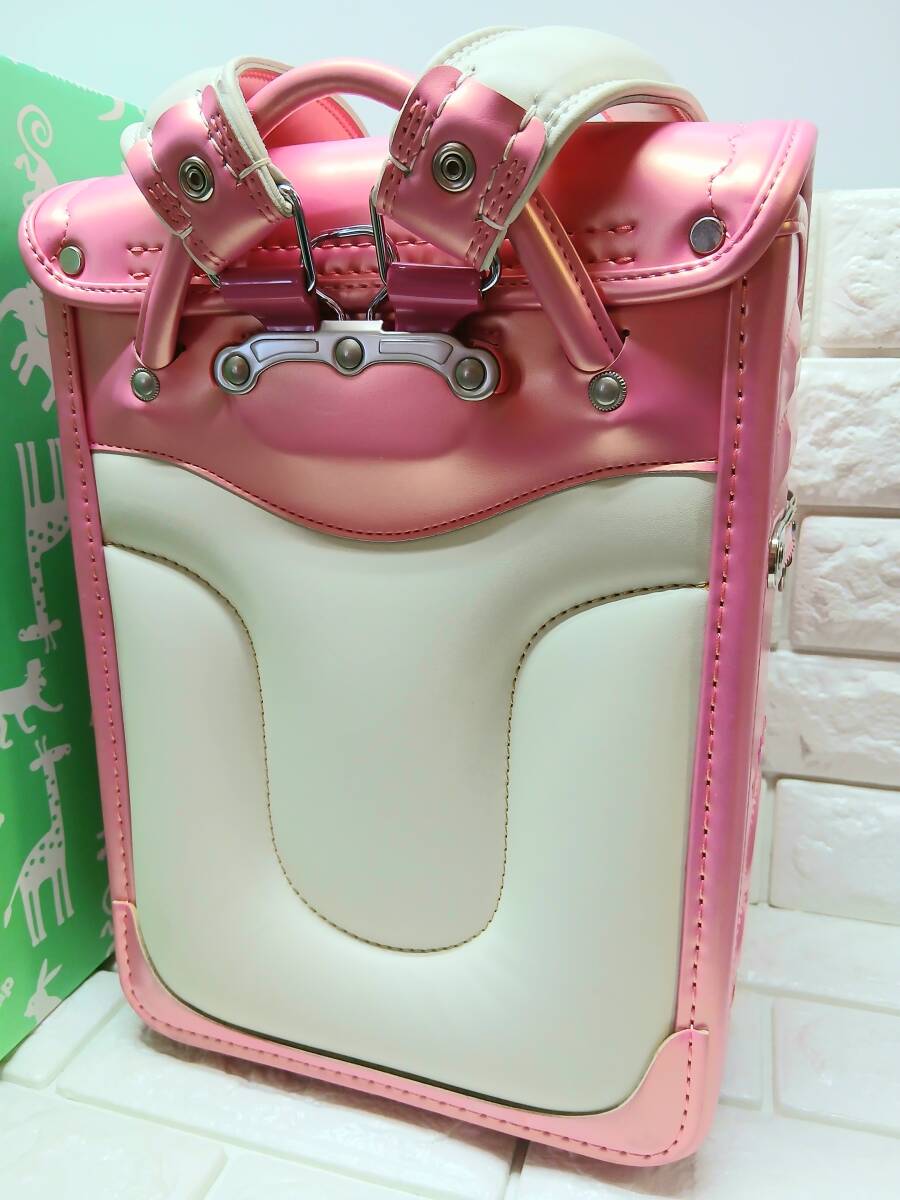 n511 ≪ 美品 ≫ ランドセル A4対応 (メタルピンク) ハート/刺繍 日本製_画像4