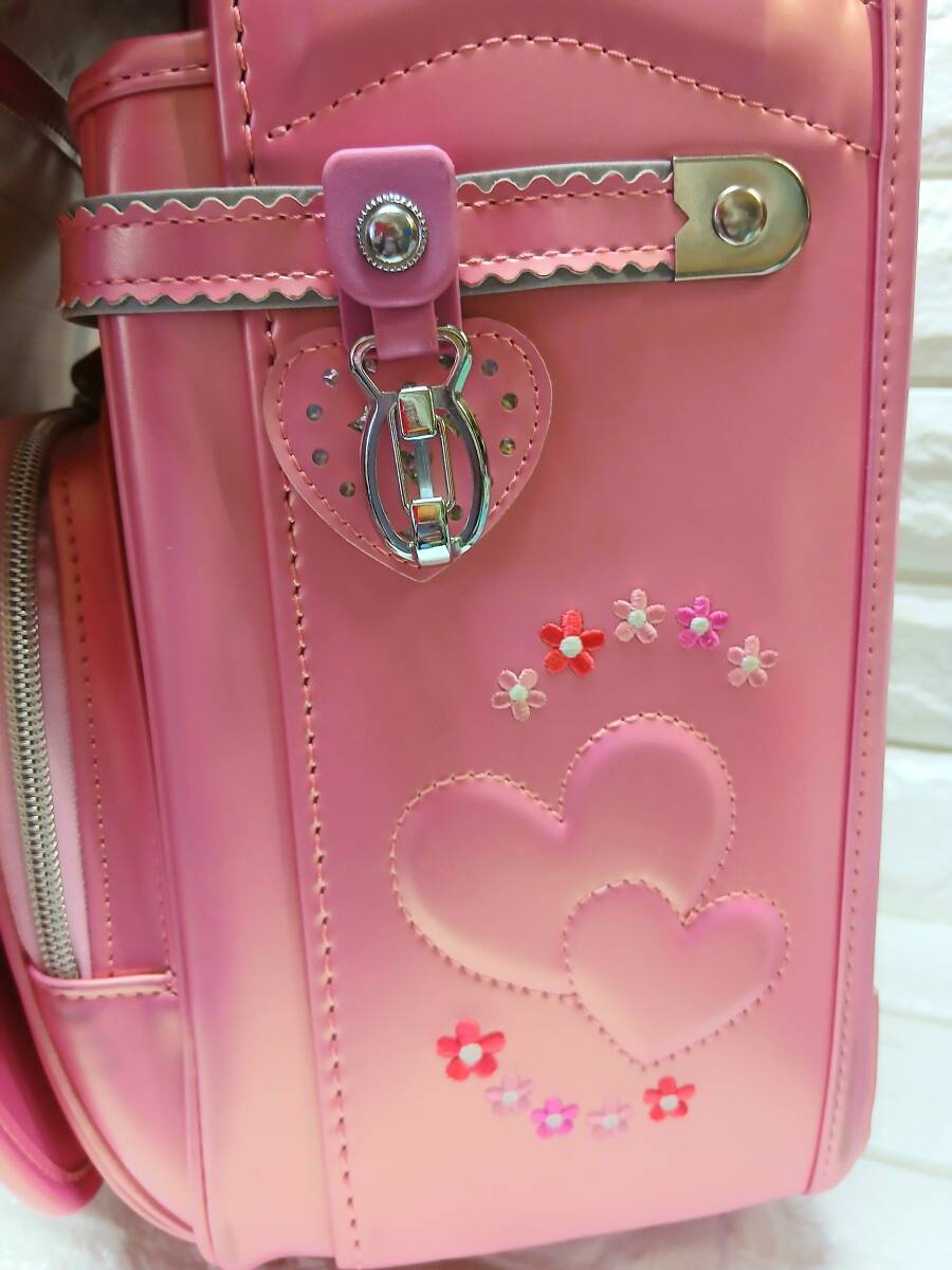 n511 ≪ 美品 ≫ ランドセル A4対応 (メタルピンク) ハート/刺繍 日本製_画像5