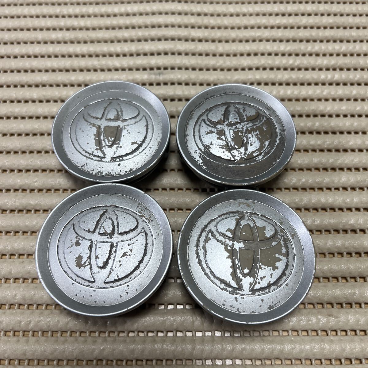 トヨタ TOYOTA センターキャップ 2147_画像1