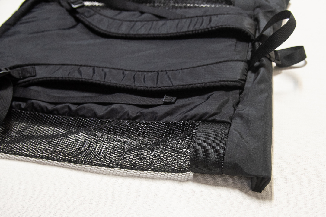 【中古品】 mont-bell モンベル メッシュギアパック 35 バックパック 軽量_画像9