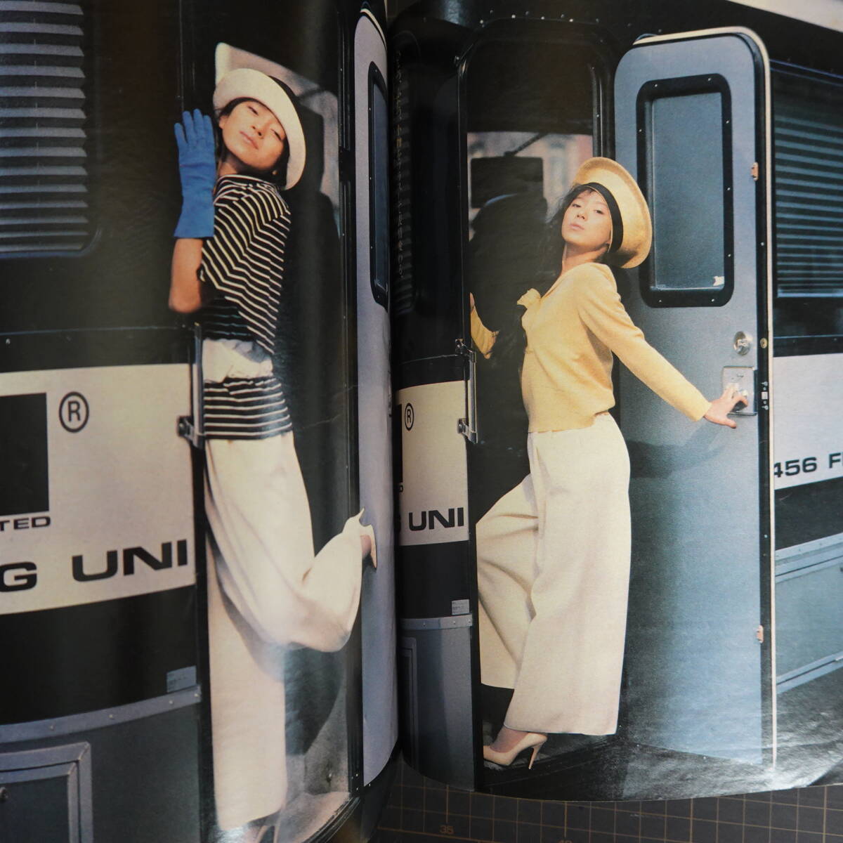 6196中森明菜写真集 フォトブック クルーズ CRUISE 1989年 ニューヨーク パリ ロンドン 東京_画像3