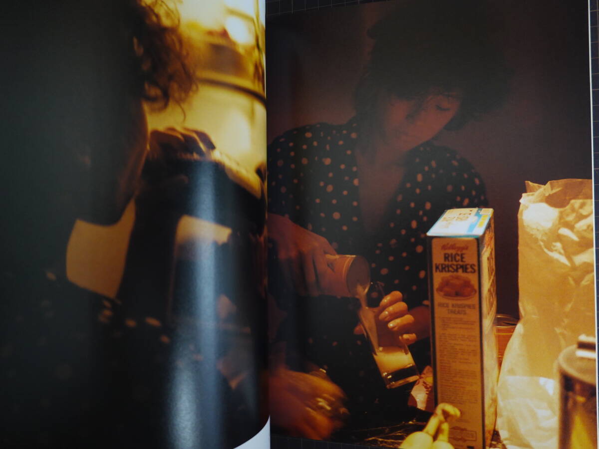 6195中森明菜写真集 MY LIFE 2冊セット HAWAII ＆ NEW YORK / LOS ANGELES 水着多数掲載_画像3