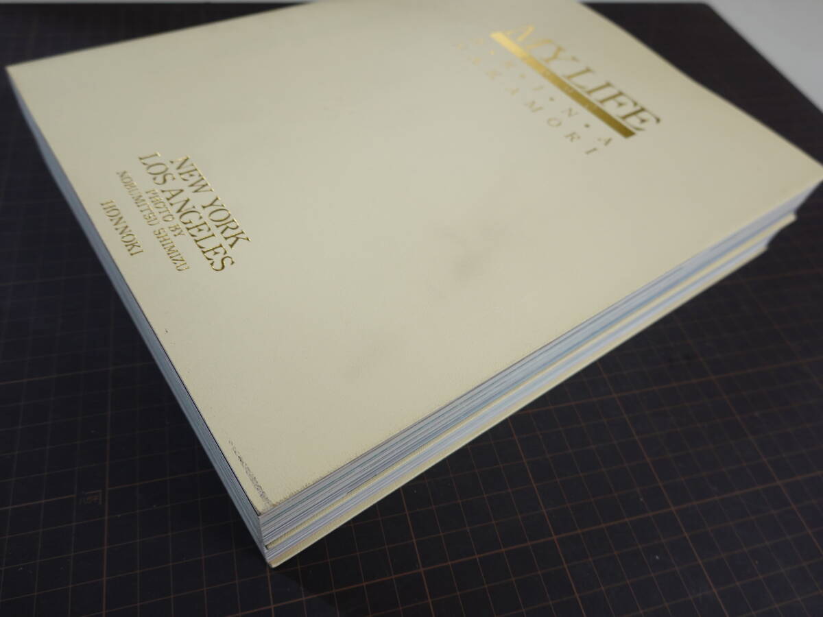 6195中森明菜写真集 MY LIFE 2冊セット HAWAII ＆ NEW YORK / LOS ANGELES 水着多数掲載_画像7