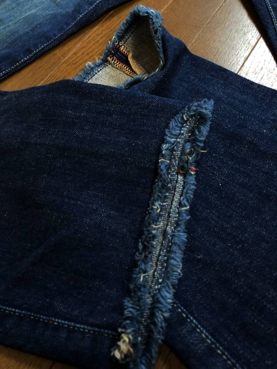 ●W80 高級スリム ARMANI EXCHANGE アルマーニ エクスチェンジ 濃紺 ダメージ デニムパンツ 即決 即納 エンポリオ EA7 ジョルジオ●1682_画像4