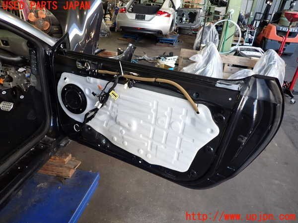 2UPJ-24911230]プジョー・RCZ(T7R5F02)右ドア (43R-00099 M501) 中古_画像3