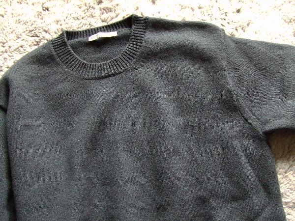 S★ユナイテッドアローズ★ウール100%ニット チャコール　セーターunited arrows uaメンズ グレー系インナー チャコールグレー_画像4