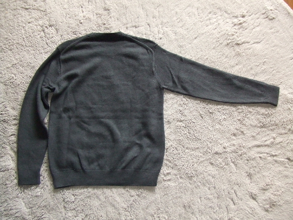 S★ユナイテッドアローズ★ウール100%ニット チャコール　セーターunited arrows uaメンズ グレー系インナー チャコールグレー_画像3