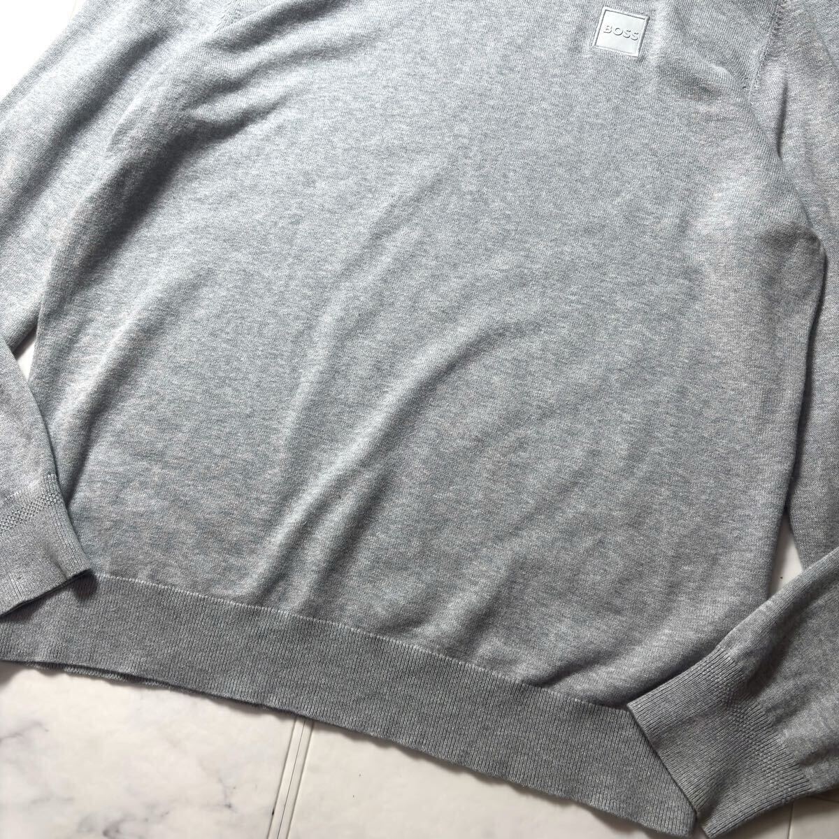 極美品/希少!XL HUGO BOSS 長袖 ニット●現行タグ カシミヤ混 タートルネック ロゴパッチ ハイネック セーター グレー メンズ ヒューゴボス_画像4