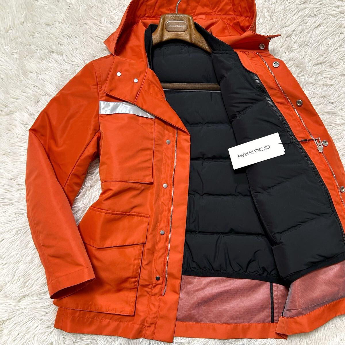 新品タグ付き・極上ダウン80%!!!カルバンクライン【圧倒的存在感】Calvin Klien ダウンジャケット　アウター　コート　オレンジ　S位_画像1