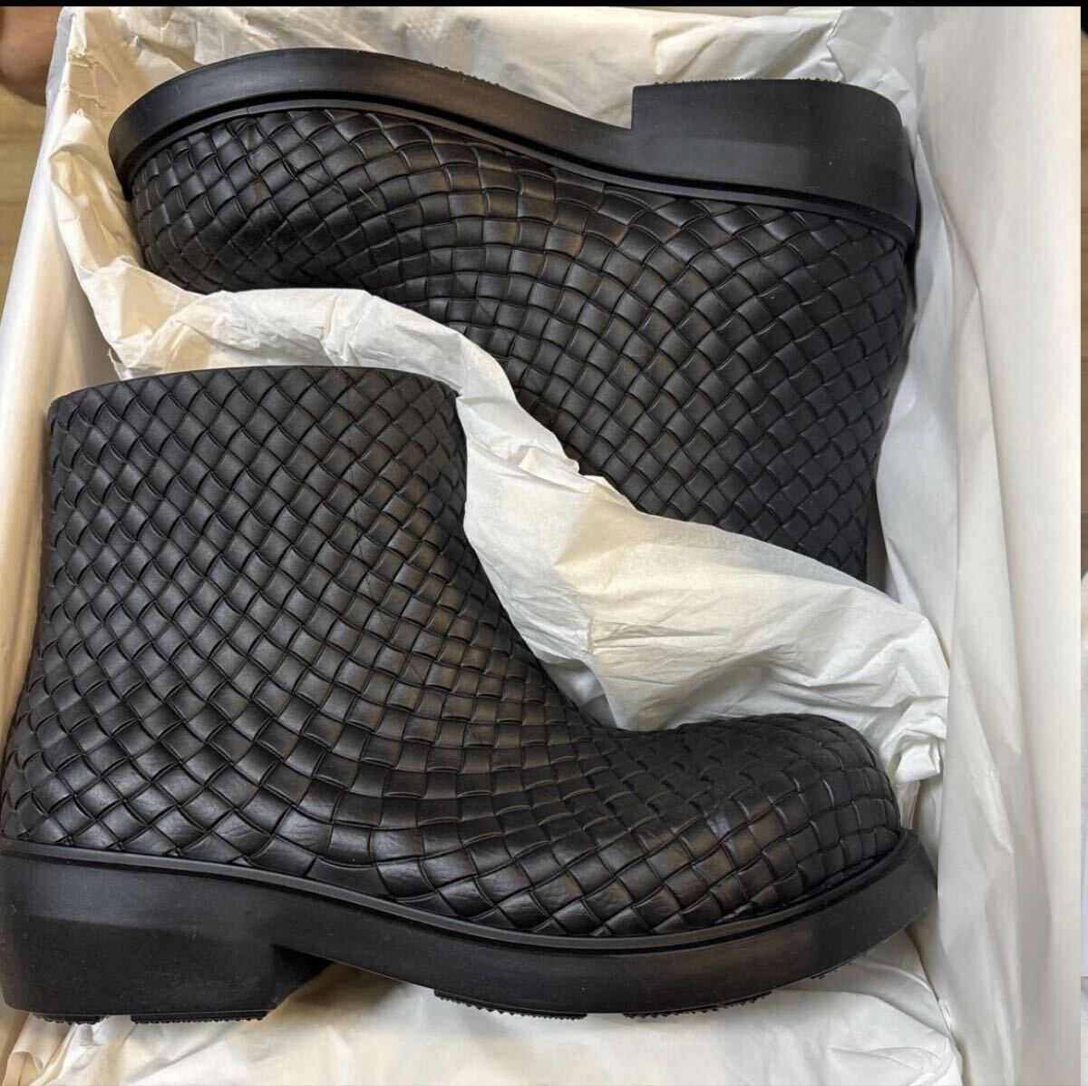 新品レア物！国内正規品！BOTTEGA VENETA ファイヤーマン アンクルブーツ ブラック イントレチャート ショートブーツ ボッテガヴェネタ_画像2