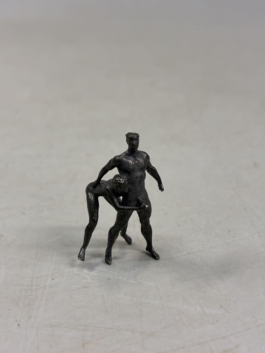 超絶技巧！極小 春画 ブロンズ 裸婦像 置物 ヌード オブジェ 裸婦 ミニ銅像 男女像 性行 芸術 アート 置物 金属工芸 西洋美術 _画像4