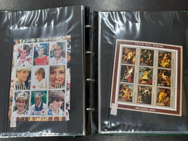 1102F47 зарубежный марка Diana Marilyn Monroe ... Beatles и т.п. 1 шт. суммировать * подробности. изображен на фотографии