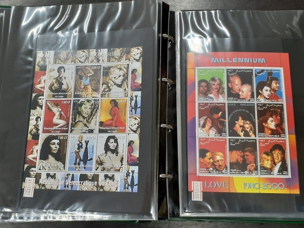 1102F47 зарубежный марка Diana Marilyn Monroe ... Beatles и т.п. 1 шт. суммировать * подробности. изображен на фотографии