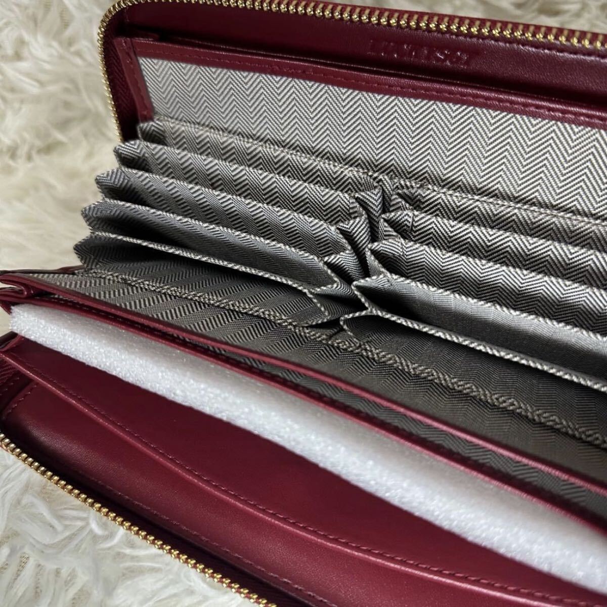 長財布 ボルドー シンプル ラウンドファスナー コインスルー 大容量 牛革 赤 レッド レザー 財布 ブラック カード 本革 多収納 ウォレット_画像8