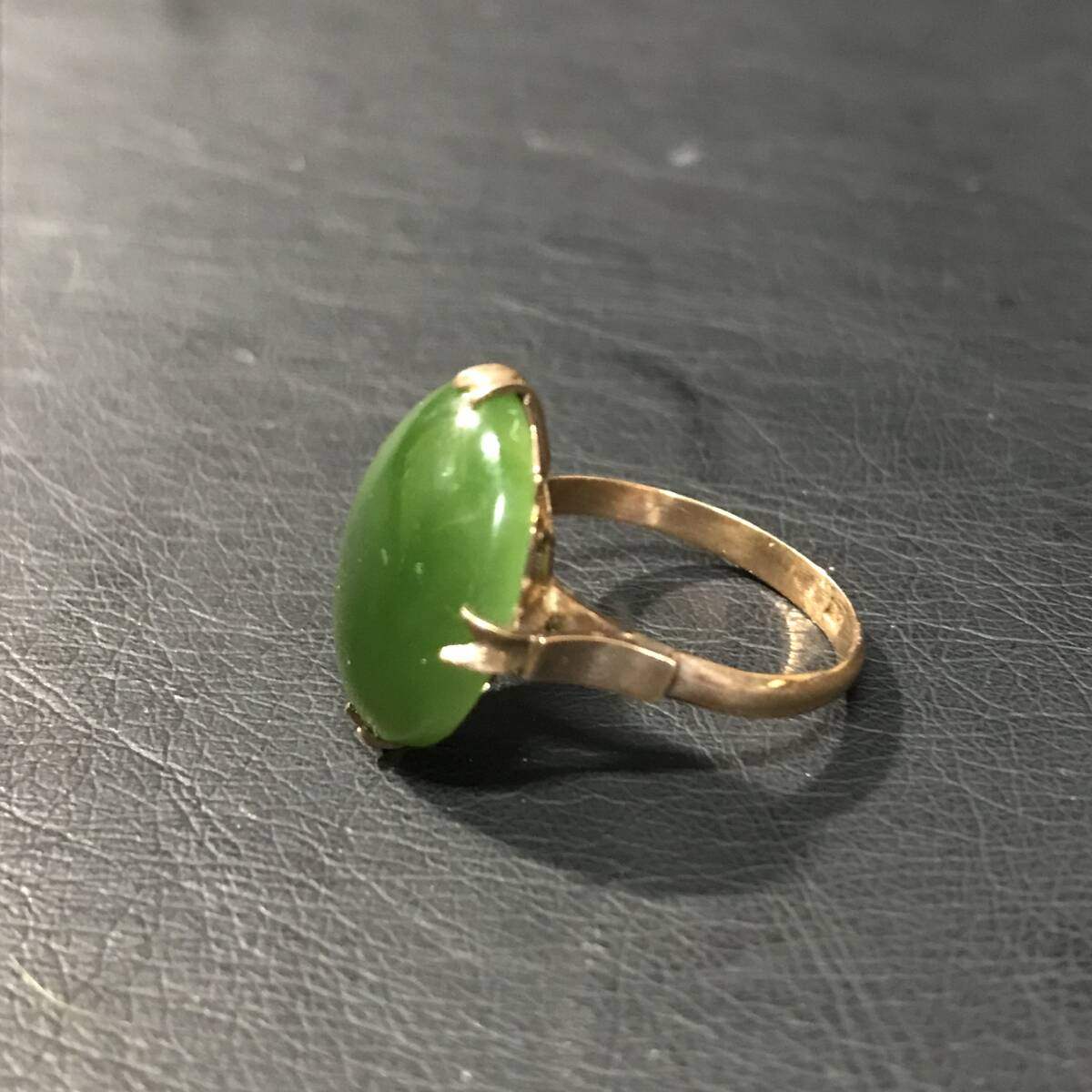 TG41 18K 翡翠 ひすい リング 指輪 ヴィンテージ 14～15号 総重量3.8g 現状品_画像3