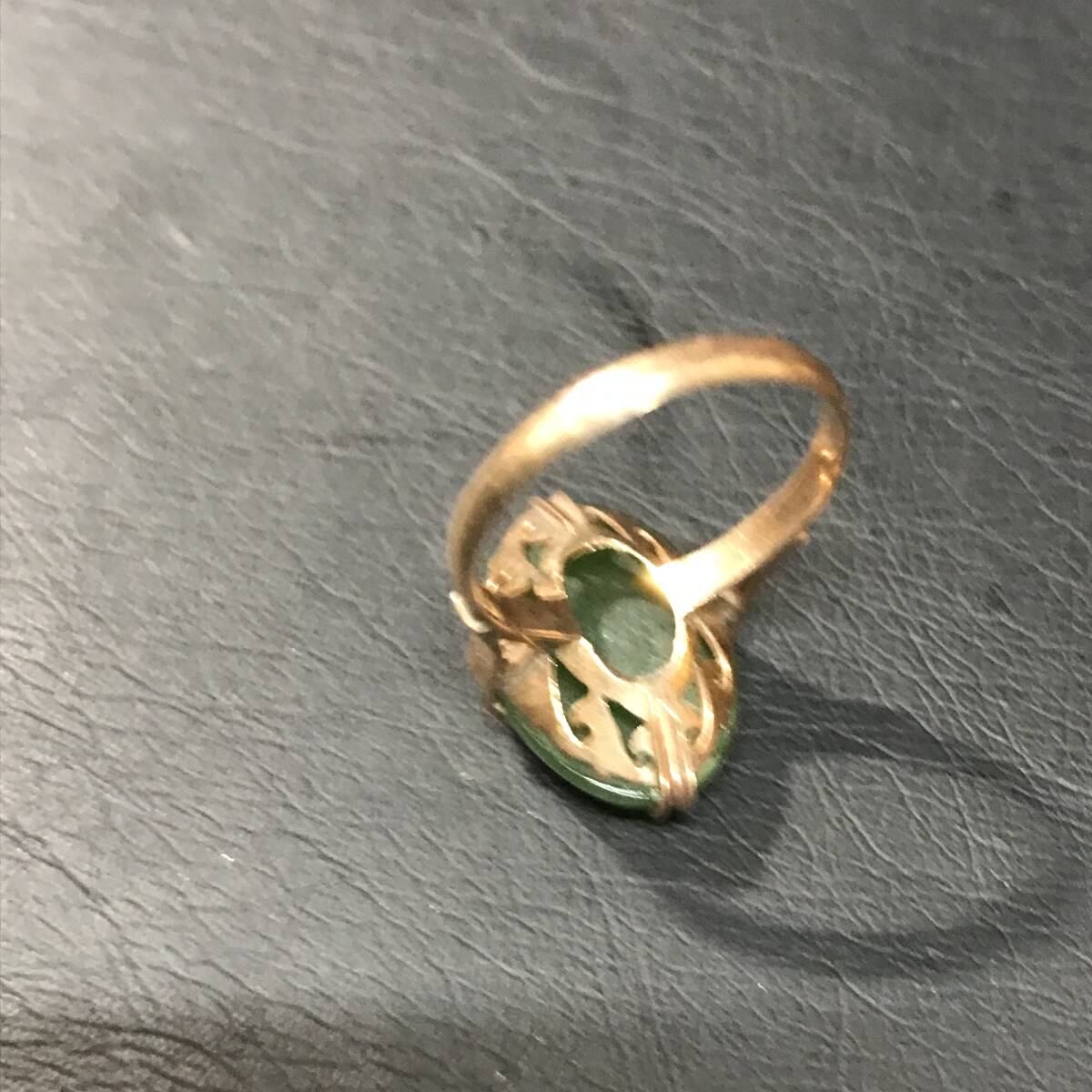 TG41 18K 翡翠 ひすい リング 指輪 ヴィンテージ 14～15号 総重量3.8g 現状品_画像4